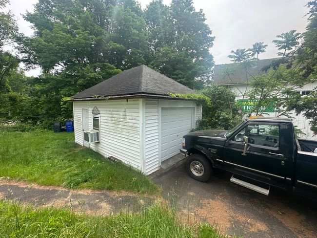 1063 Sheldon St, House other with 2 bedrooms, 1 bathrooms and null parking in West Suffield CT | Image 4