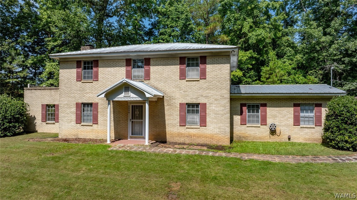 Lon Hyche Rd, Northport, AL 35473