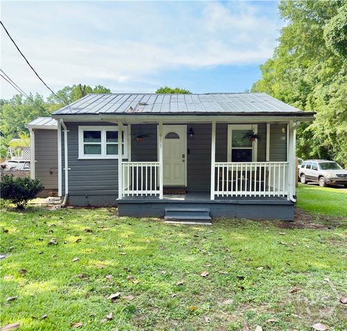 911 Henderson Ext, ATHENS, GA, 30606-3749 | Card Image