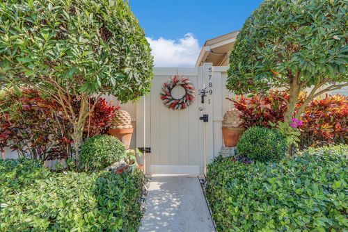 5789 Golden Eagle Cir, Palm Beach Gardens, FL, 33418-1518 | Card Image