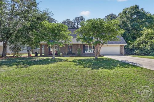 8 Douglas Ct, Bloomingdale, GA, 31302-9216 | Card Image