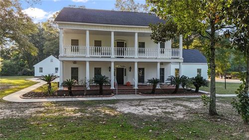 3658 Dawes Rd, Mobile, AL, 36695-9031 | Card Image