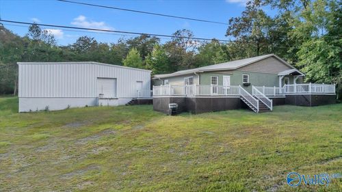 1046 Susan Dr Ne, Fort Payne, AL, 35967-7882 | Card Image