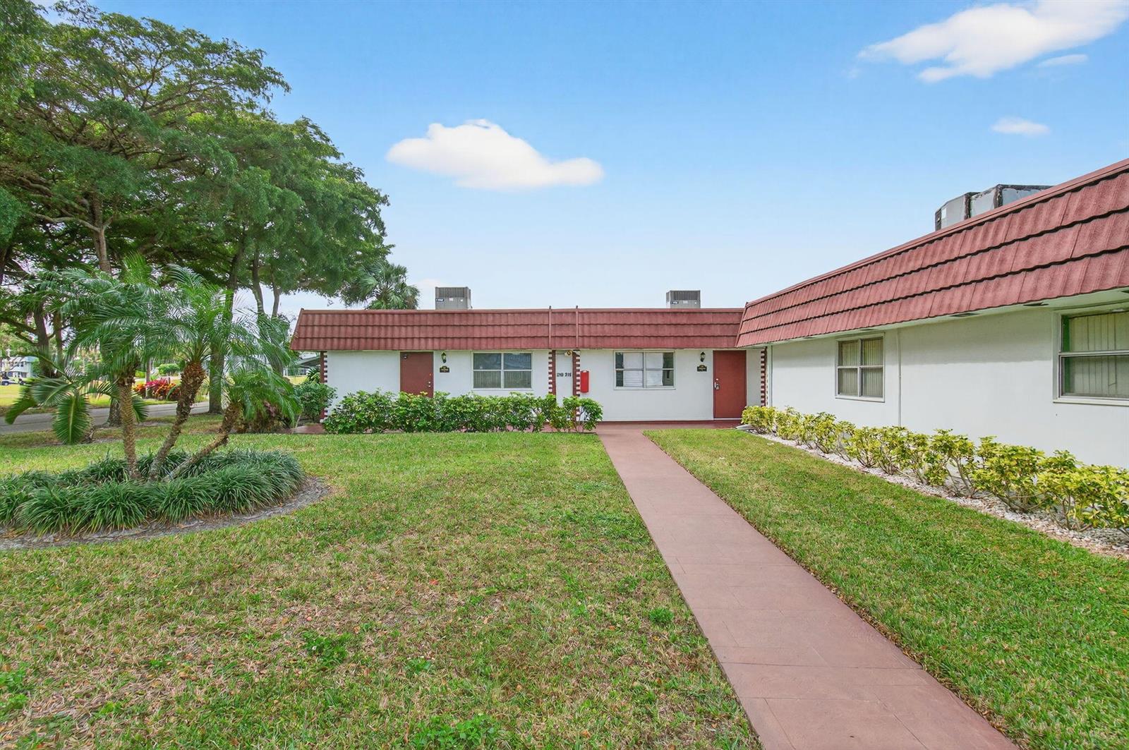 Residential Lease in Delray Beach 2
