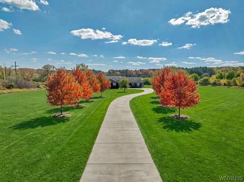 12835 Whitney Rd, Holland, NY, 14080-9753 | Card Image