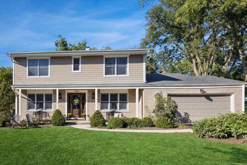1709 E Thomas Rd, Wheaton, IL, 60187-3375 | Card Image