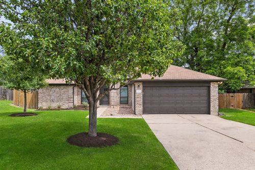 8005 Willet Trl, Austin, TX, 78745-7550 | Card Image