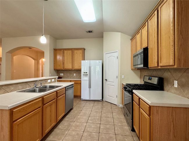 4109 Hidden View Ct, House other with 4 bedrooms, 2 bathrooms and 2 parking in Round Rock TX | Image 5