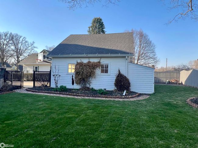 1010 Center St, House other with 4 bedrooms, 3 bathrooms and null parking in Manning IA | Image 19
