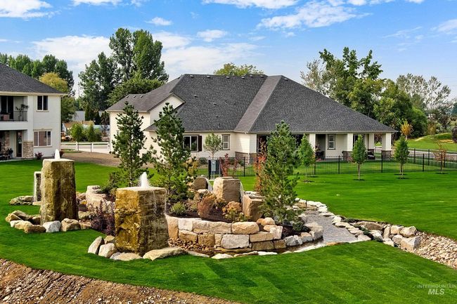 104 S Gresham Way, House other with 3 bedrooms, 4 bathrooms and 4 parking in Eagle ID | Image 47