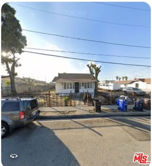 11319 Larch Ave, Inglewood, CA, 90304-2801 | Card Image