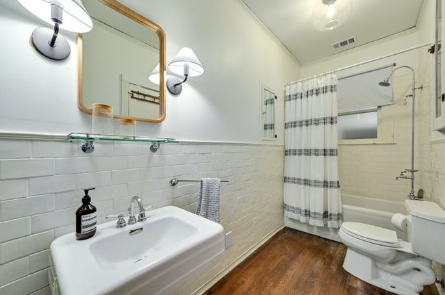 510 Academy Dr, House other with 3 bedrooms, 3 bathrooms and 2 parking in Austin TX | Image 18
