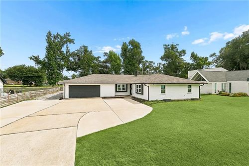 24 W Levert Dr, Luling, LA, 70070-3102 | Card Image