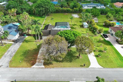 15941 Sw 252nd St, Homestead, FL, 33031-2015 | Card Image