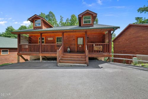 646 Stockton Dr, Sevierville, TN, 37876-2544 | Card Image