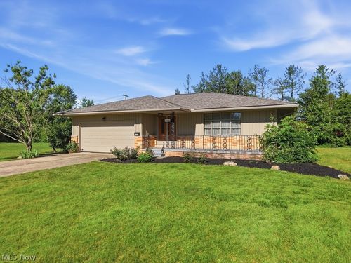 33305 W Sharondale Dr, Solon, OH, 44139-3042 | Card Image