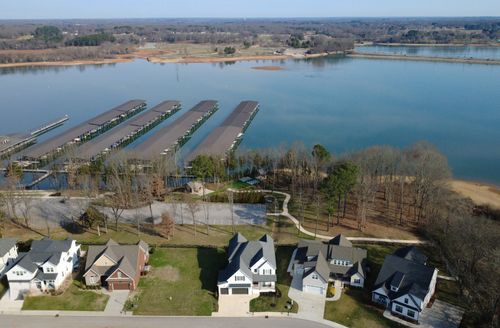 155 Hammock Dr, Winchester, TN, 37398-3077 | Card Image