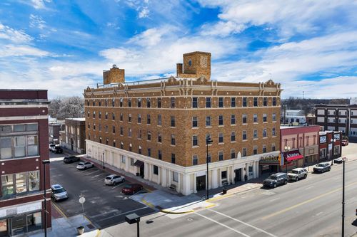 200 S Main St, El Dorado, KS, 67042-3431 | Card Image