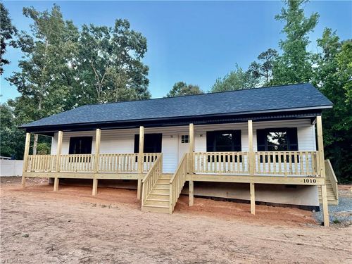 1010 High Rock Shores Dr, Lexington, NC, 27292-6464 | Card Image