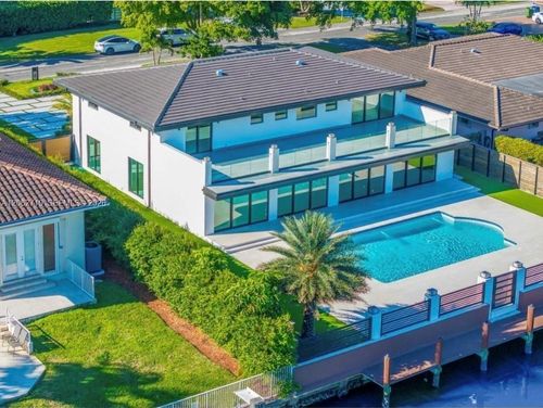 406 Holiday Dr, Hallandale Beach, FL, 33009-6520 | Card Image