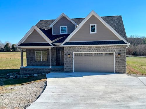 8184 Aedc Rd, Estill Springs, TN, 37330-4125 | Card Image