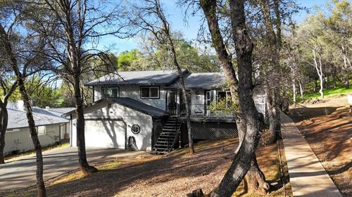 11544 Torrey Pines Drive, Auburn, CA, 95602 | Card Image