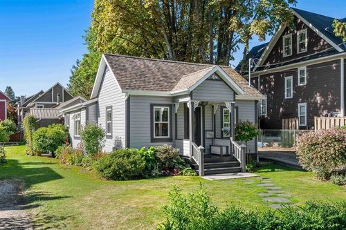 4806 48 Ave, Delta, BC, V4K1V1 | Card Image