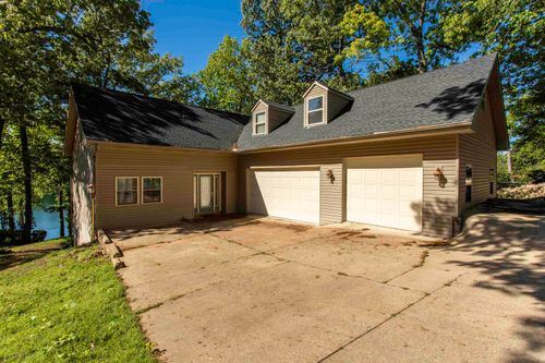 8 Winnebago Trce, Cherokee Village, AR, 72529-4104 | Card Image
