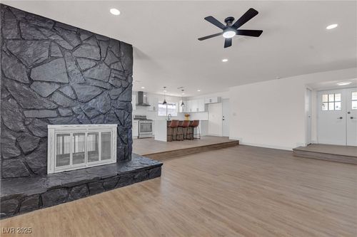 405 Oil Lantern Ln, Las Vegas, NV, 89145-5216 | Card Image