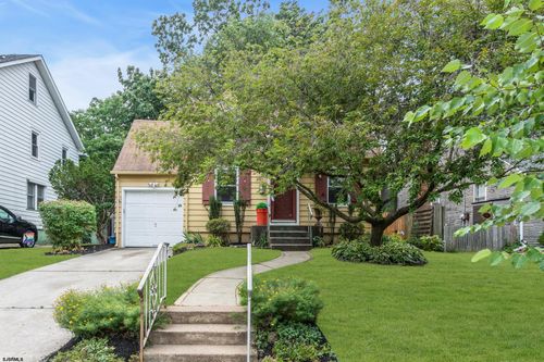 241 Addison Ave, HADDON TOWNSHIP, NJ, 08108-1818 | Card Image