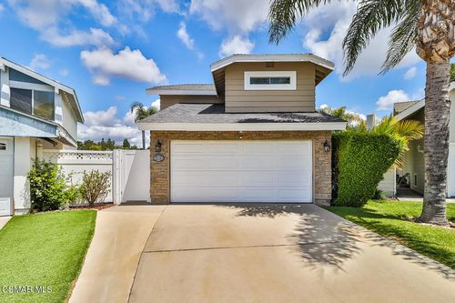 30705 Davey Jones Dr, Agoura Hills, CA, 91301-1925 | Card Image