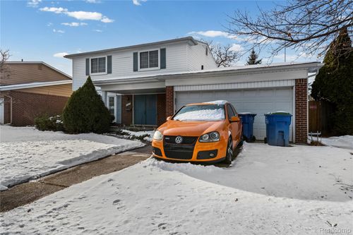 31077 Shawn Dr, Warren, MI, 48088-2016 | Card Image