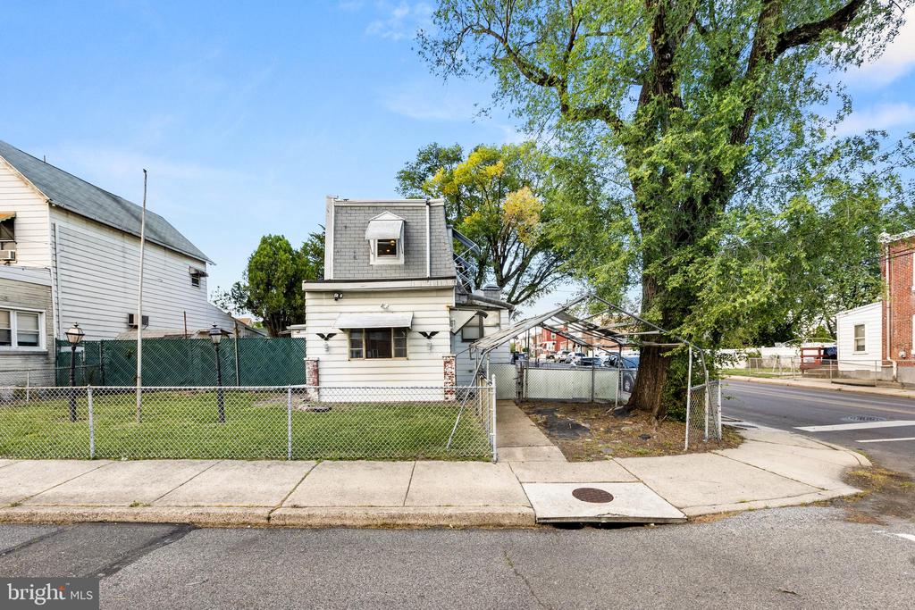 Residential in PHILADELPHIA