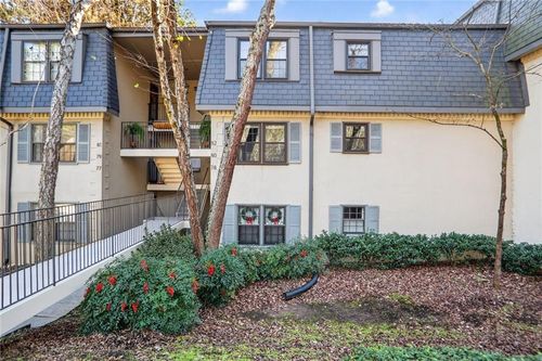 80 Montre Sq Nw, Atlanta, GA, 30327-4045 | Card Image