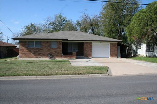 1611 N 10th St, Killeen, TX, 76541-2913 | Card Image