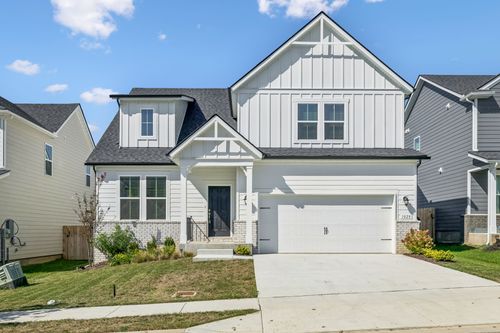 1028 Lionheart Dr, Hermitage, TN, 37076-2489 | Card Image