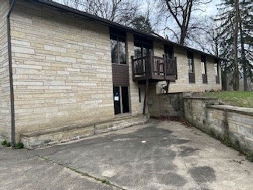 246 Edison St, Uniontown, PA, 15401-2581 | Card Image