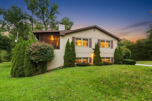 6834 Cedar Brook Gln, New Albany, OH, 43054-9713 | Card Image