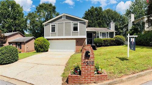 2306 Ramblewood Cir, Decatur, GA, 30035-3612 | Card Image