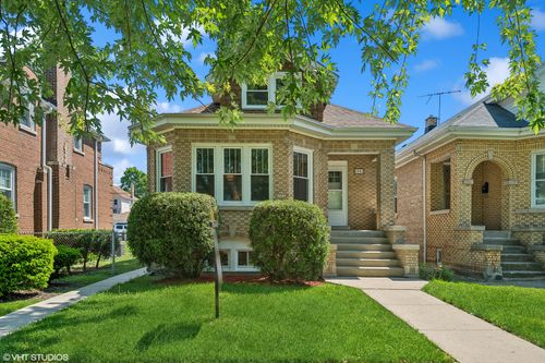 5941 W Newport Avenue, Chicago, IL, 60634 | Card Image