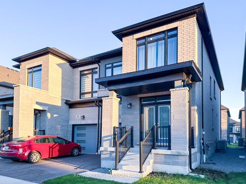 11 Waterfront Cres, Whitby, ON, L1N0M9 | Card Image