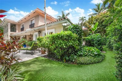 928 Placetas Ave, House other with 5 bedrooms, 4 bathrooms and null parking in Coral Gables FL | Image 3