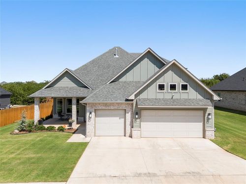 10608 Blue Creek Dr, Yukon, OK, 73099-3741 | Card Image