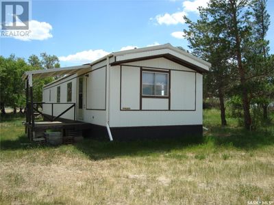 107 2 Nd Ave, House other with 2 bedrooms, 1 bathrooms and null parking in Climax SK | Image 1