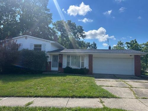 1 Bristol Ct, Ann Arbor, MI, 48104-5201 | Card Image