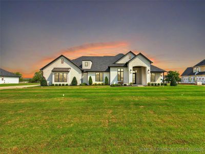 3183 E 168th Street S, House other with 4 bedrooms, 3 bathrooms and null parking in Bixby OK | Image 1