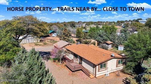 6911 N Lariat Ln, Prescott, AZ, 86305-8901 | Card Image