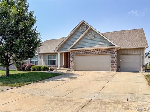 1027 Richland Park Dr, O Fallon, IL, 62269-7389 | Card Image