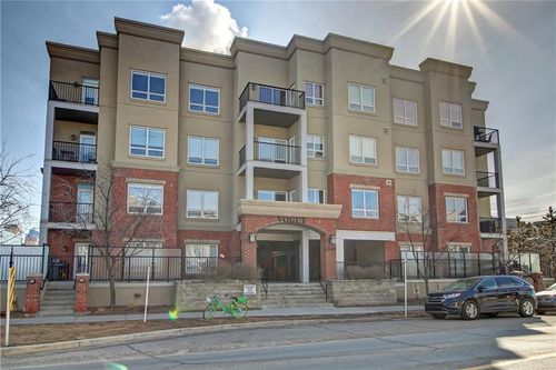 209 - 1108 15 Street Sw, Home with 2 bedrooms, 1 bathrooms and 1 parking in Calgary AB | Card Image