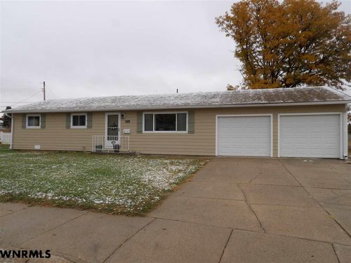 2713 8th Ave, Scottsbluff, NE, 69361-1413 | Card Image